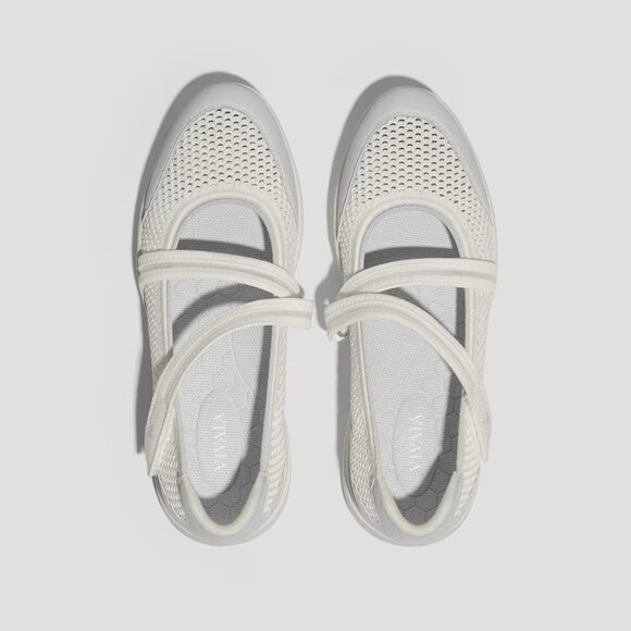 NIB 8.5 Vivaia Mary Jane style Sneaker Flats  Natural/Dove Grey colors - Picture 3 of 3